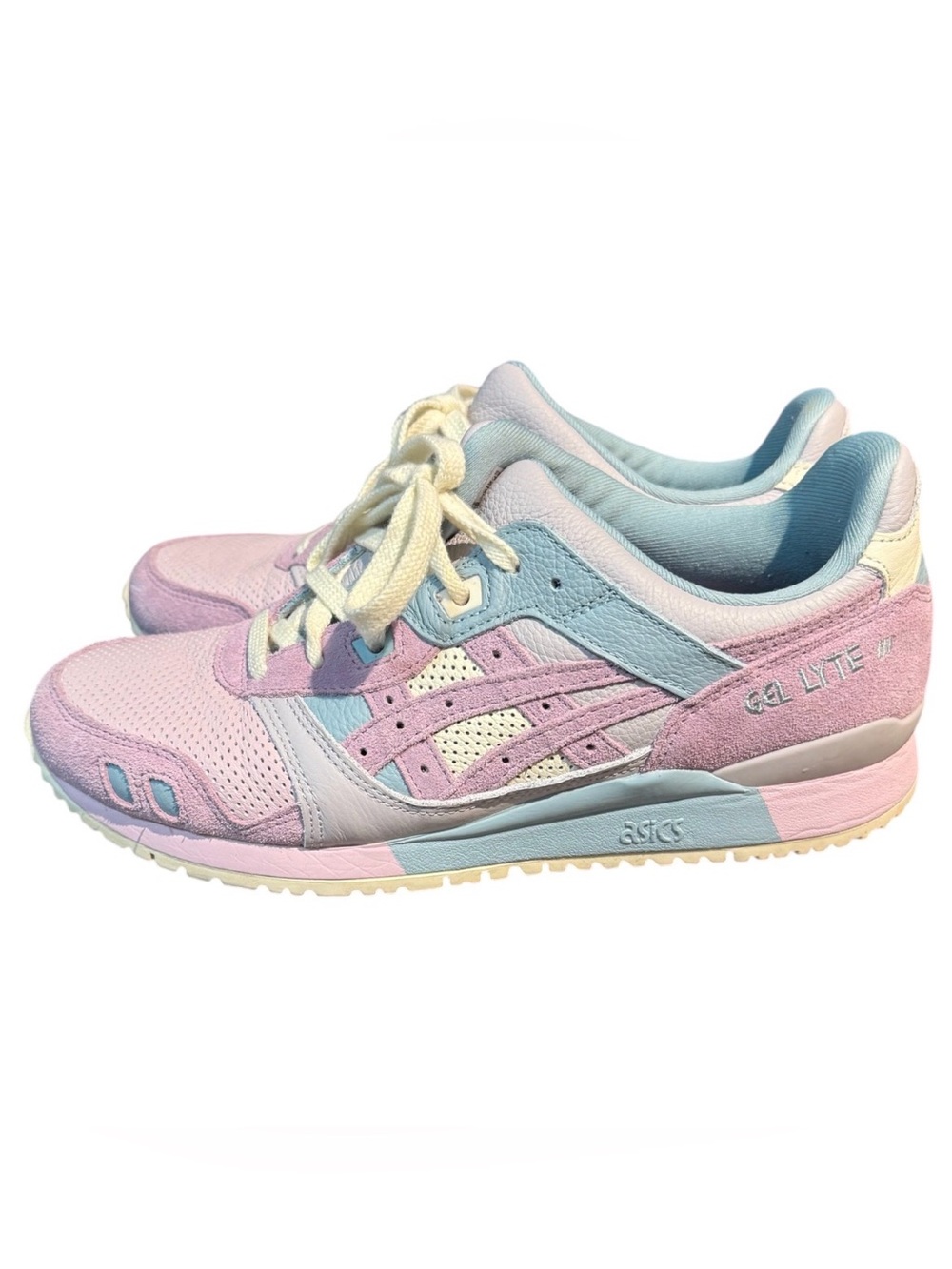 ASICS Women's Pastel Lavender & Light Blue Gel-Lyte III Sneakers - Picture 3 of 4